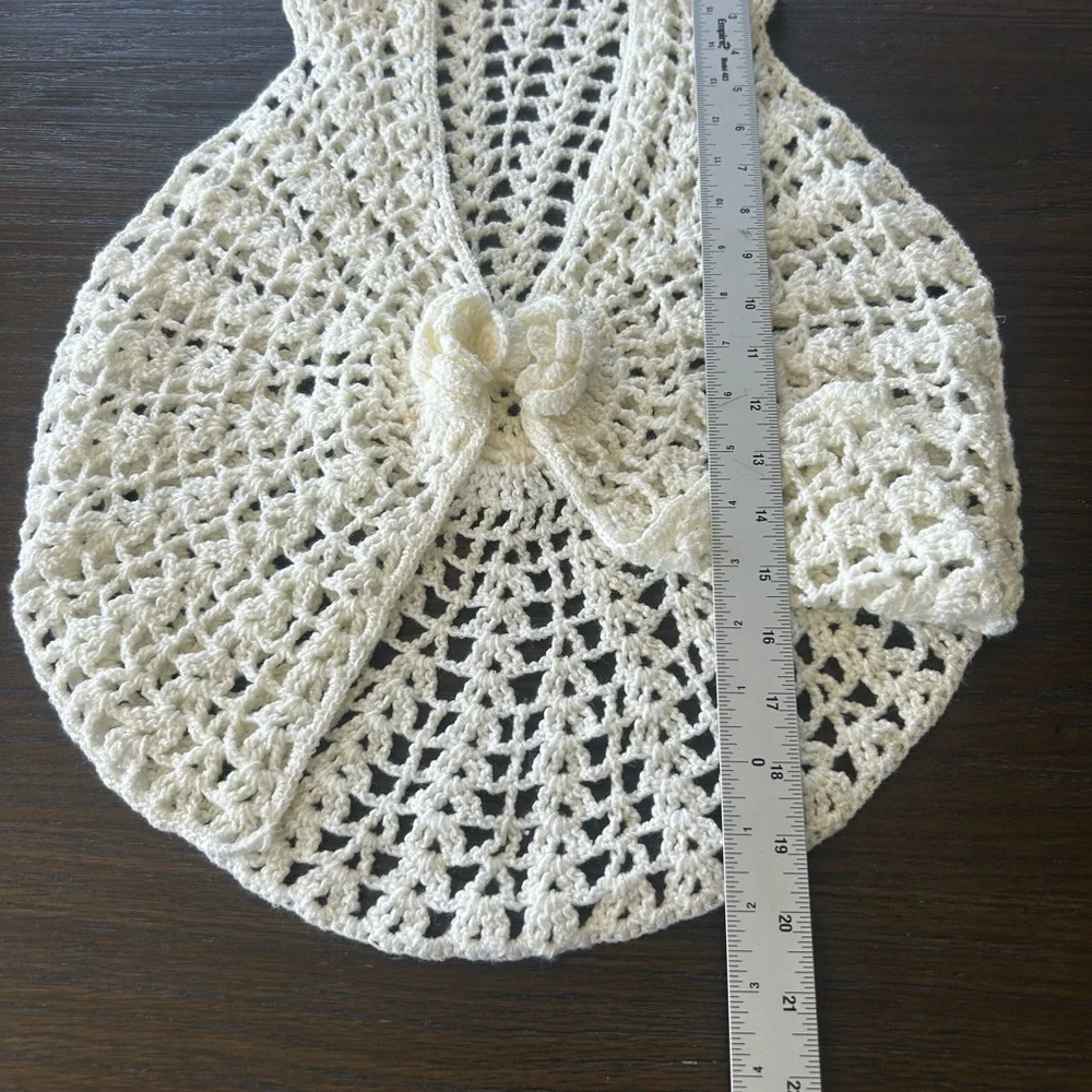 Handmade Cream Crochet Vest‎ - Picture 7 of 7